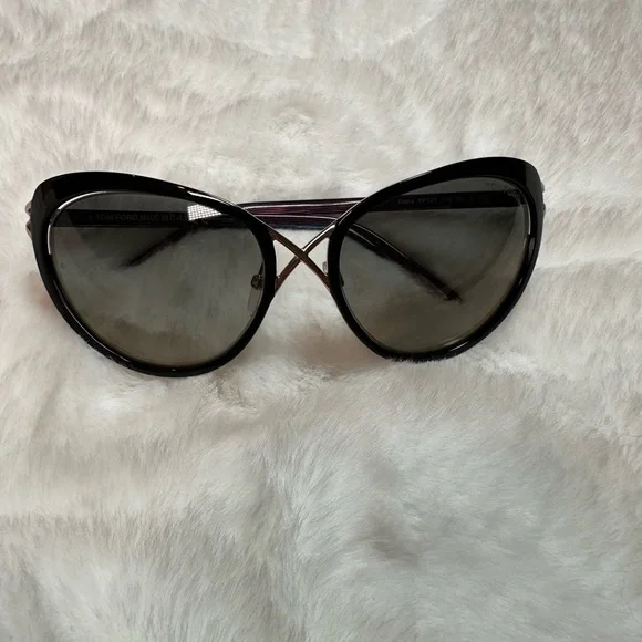 Tom Ford Purple and gold Sunglasses - Picture 3 of 15